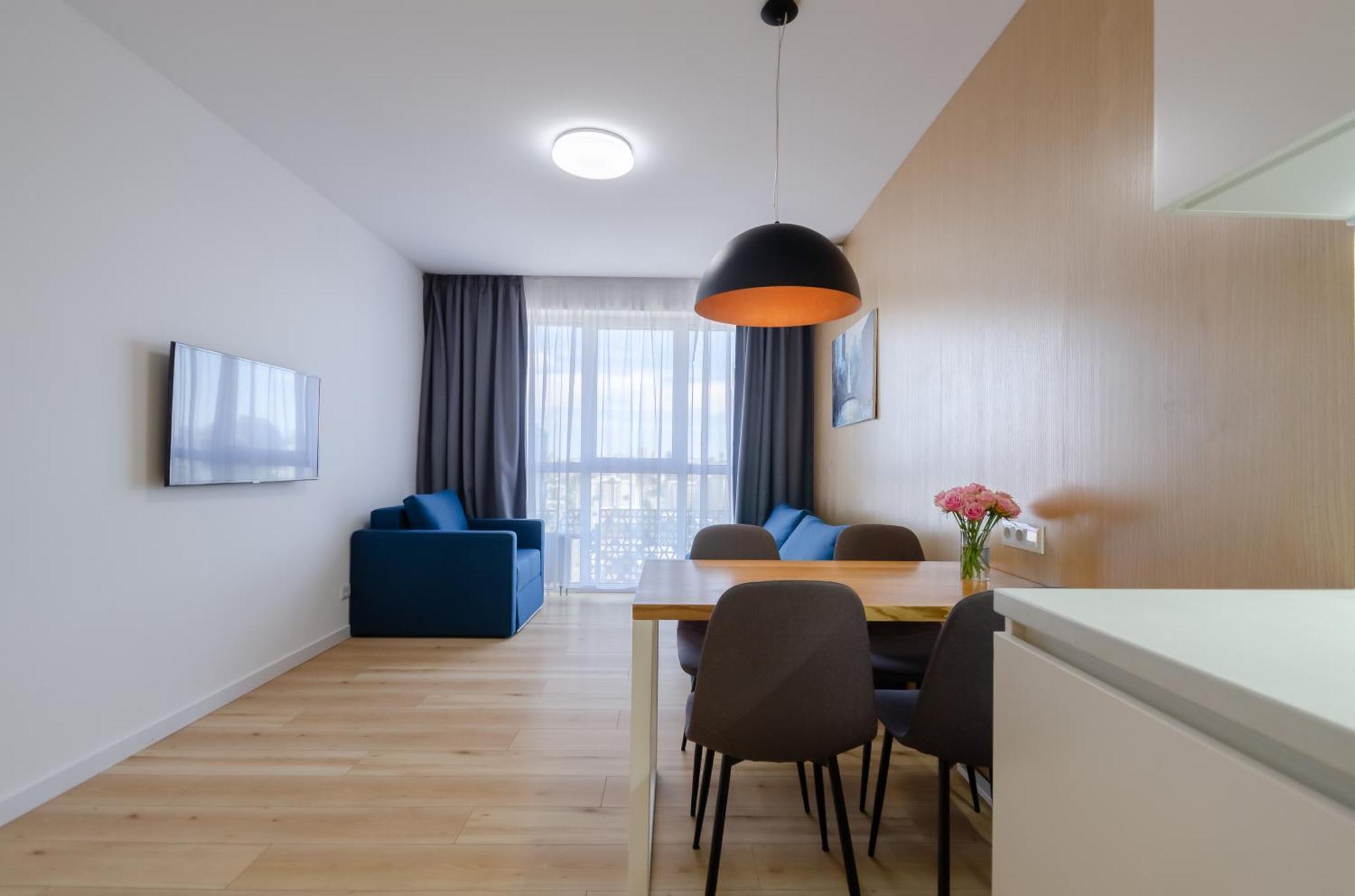 Petrovdom 205-206 Panoramic City View Apartments At Rc Kvartet, Central Railway Station Kyiv Exterior foto