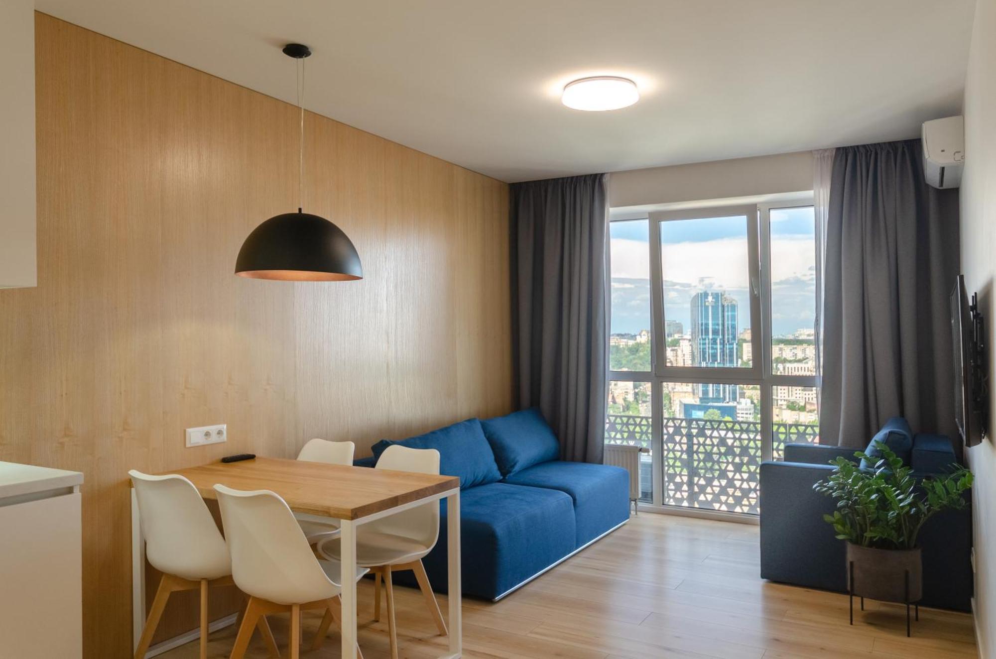 Petrovdom 205-206 Panoramic City View Apartments At Rc Kvartet, Central Railway Station Kyiv Exterior foto